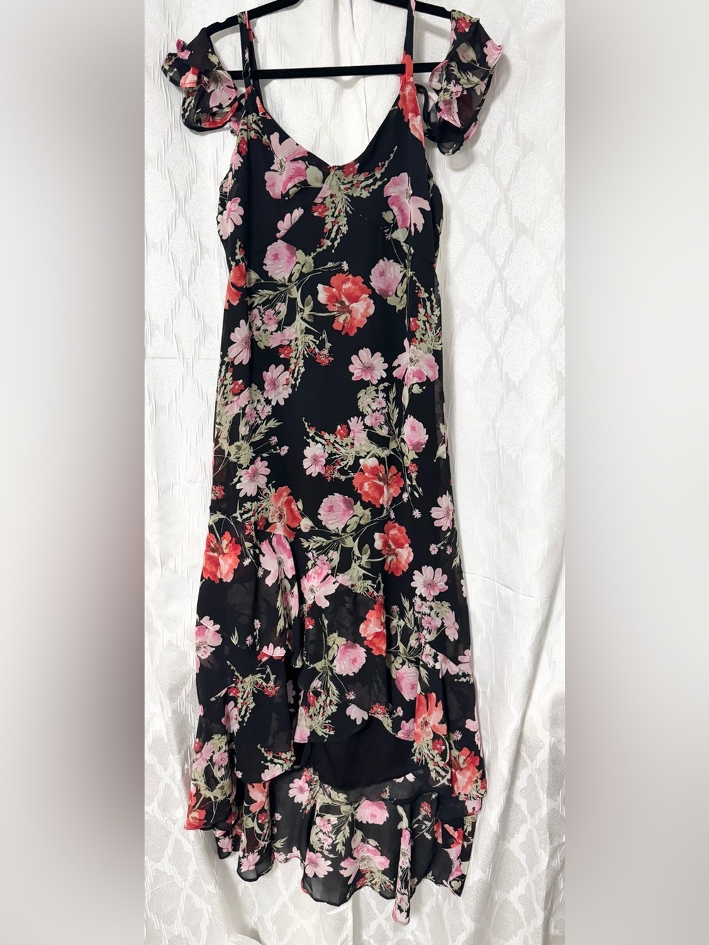 Speechless Floral Maxi Dress in Black & Pink Size Medium Like New - Picture 2 of 6